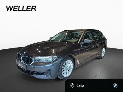 Używany BMW 530 Comfort Edition 286 KM (210 kW) 2022 Szary Kombi