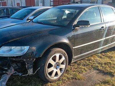 Schwarz Gebraucht 2003 VW Phaeton Limousine | 750 €