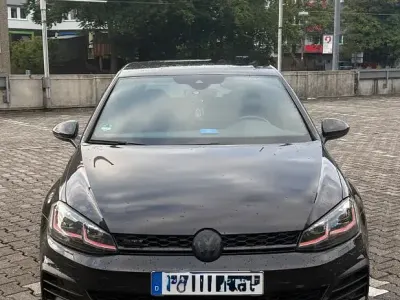 Gebraucht VW Golf VII GTI 245 PS (180 kW) 2018 Schwarz Limousine