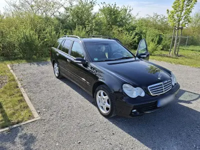 Gebraucht Mercedes C200 163 PS (119 kW) 2005 Schwarz Kombi