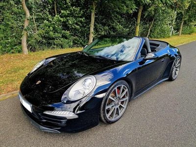 Porsche 911 Carrera 4 Cabriolet