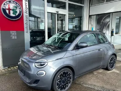 Brugt Fiat 500e La Prima 86 kW (118 HK) 2023 Grå Sedan