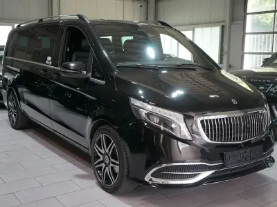 Gebraucht Mercedes V220 Avantgarde 163 PS (119 kW) 2019 Schwarz Van / Kleinbus