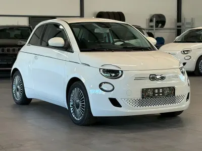 Brugt Fiat 500e 86 kW (118 HK) 2023 Hvid Sedan