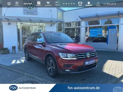 Gebraucht VW Tiguan Allspace Comfortline 150 PS (110 kW) 2019 Rot SUV