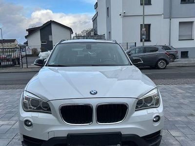 Gebraucht BMW X1 143 PS (105 kW) 2013 Weiß SUV