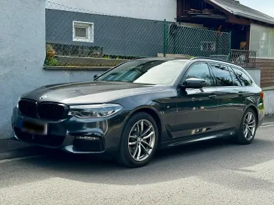Gebraucht BMW 520 M Sport 190 PS (139 kW) 2020 Grau Kombi