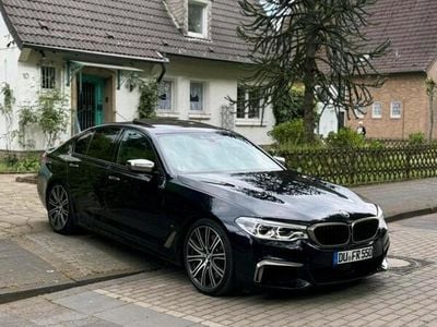 BMW M550