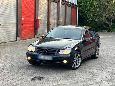 Mercedes C180