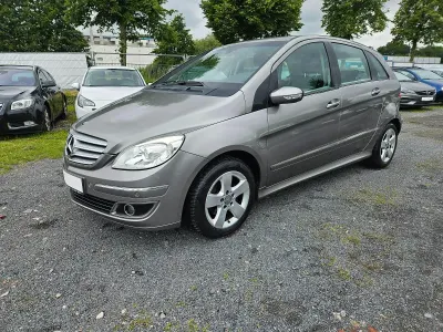 Gebraucht Mercedes B200 109 PS (80 kW) 2006 Braun Van / Kleinbus
