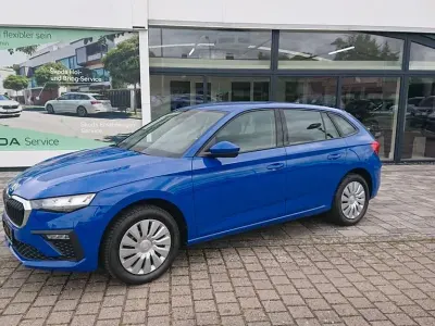 Gebraucht Skoda Scala Essence 116 PS (85 kW) 2025 Blau Kleinwagen