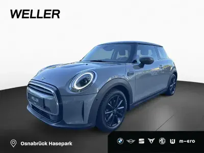 Używany Mini ONE Essential 102 KM (75 kW) 2022 Szary Hatchback