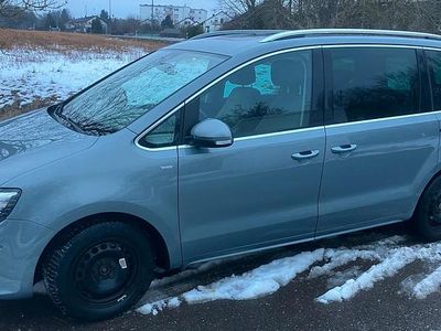 Second-hand VW Sharan 150 CP (110 kW) 2014 Argintiu Monovolum