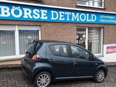Gebraucht Toyota Aygo 68 PS (50 kW) 2009 Grau Kleinwagen