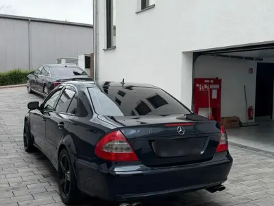 Gebraucht Mercedes E280 231 PS (169 kW) 2006 Blau Limousine