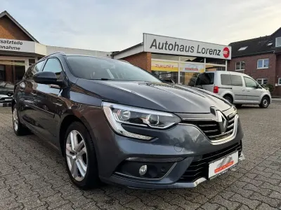 Gebraucht Renault Mégane 131 PS (96 kW) 2018 Grau Limousine