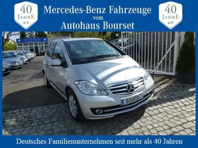 Gebraucht Mercedes A150 Elegance 95 PS (69 kW) 2008 Silber Van / Kleinbus