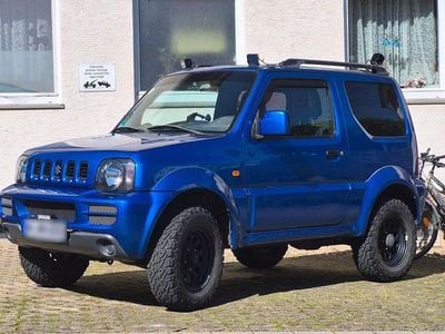 Second-hand Suzuki Jimny 86 CP (63 kW) 2008 Albastru SUV