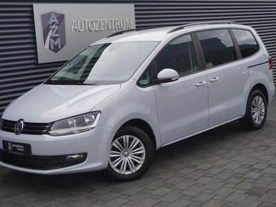 Gebraucht VW Sharan 150 PS (110 kW) 2019 White silver metallic Van / Kleinbus