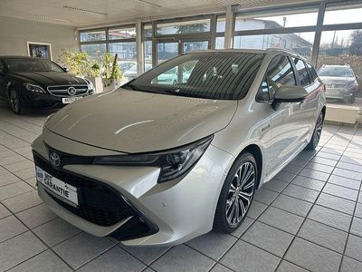 Gebraucht Toyota Corolla Team 152 PS (111 kW) 2021 Silber Kombi