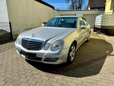 Mercedes E200