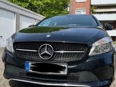 Brugt Mercedes A180 Style 122 HK (89 kW) 2016 Sort Sedan