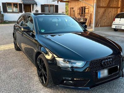 Second-hand Audi A4 170 CP (125 kW) 2012 Negru Break