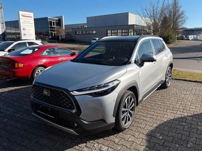 Gebraucht Toyota Corolla Cross Lounge 197 PS (144 kW) 2024 Silber SUV