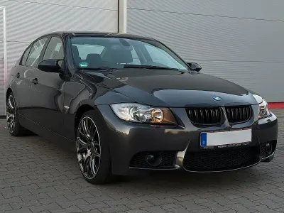 Gebraucht BMW 318 130 PS (95 kW) 2007 Grau Limousine