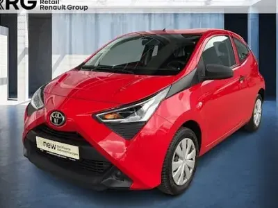 Gebraucht Toyota Aygo Business Edition 72 PS (52 kW) 2019 Rot Kleinwagen