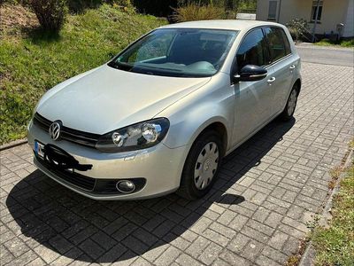 Usata VW Golf VI Match 105 CV (77 kW) 2011 Argento Utilitaria