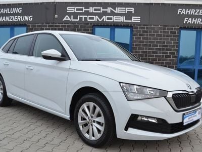 Weiß Gebraucht 2023 Skoda Scala Selection Kleinwagen | 17.990 € (Fairer Preis)