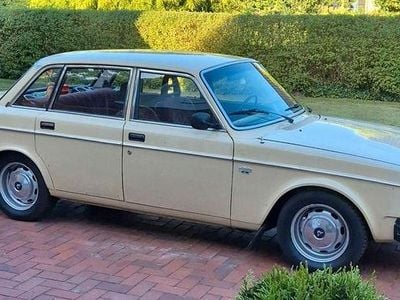 Gebraucht Volvo 244 101 PS (74 kW) 1977 Beige Limousine