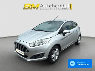 Gebraucht Ford Fiesta Titanium 101 PS (74 kW) 2017 Silber Kleinwagen