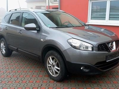 Grau Gebraucht 2011 Nissan Qashqai +2 SUV | 4.950 € (Guter Preis)