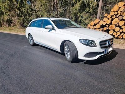 Mercedes E220