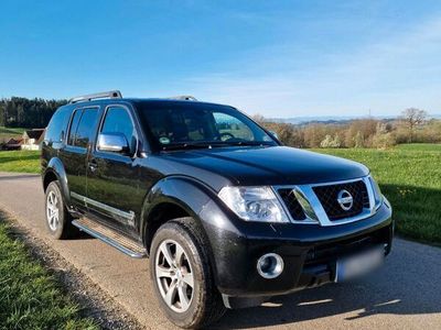 gebraucht Nissan Pathfinder LE Allrad 3.0Tdi 4x4 7 Sitzer Suzuki Jeep