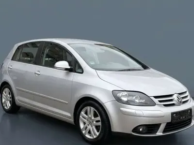 Usata VW Golf IV 116 CV (85 kW) 2006 Argento Utilitaria