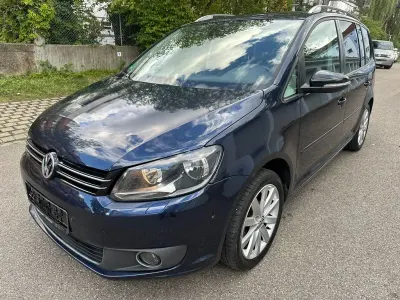 Gebraucht VW Touran Style 105 PS (77 kW) 2012 Blau Van / Kleinbus