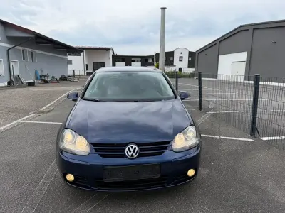 Gebraucht VW Golf VI United 140 PS (102 kW) 2008 Blau Kleinwagen