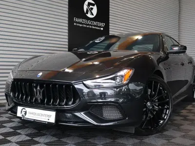 Gebraucht Maserati Ghibli 430 PS (316 kW) 2022 Schwarz Limousine