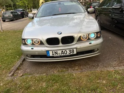 Gebraucht BMW 530 231 PS (169 kW) 2002 Silber Limousine