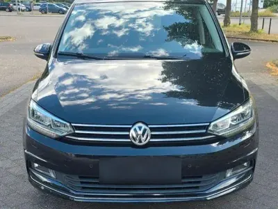 Gebraucht VW Touran Sound 116 PS (85 kW) 2017 Schwarz Van / Kleinbus
