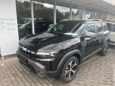 Neu Dacia Duster Journey 140 PS (102 kW) 2026 Zieder grün SUV