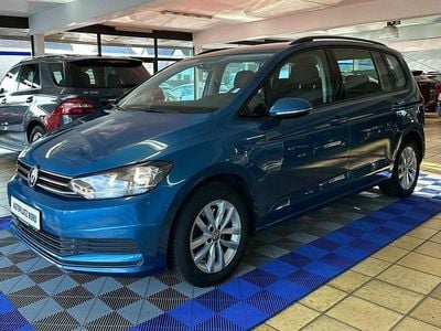 Gebraucht VW Touran Comfortline 116 PS (85 kW) 2019 Blau Van / Kleinbus