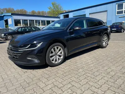 Second-hand VW Arteon 150 CP (110 kW) 2023 Negru Break