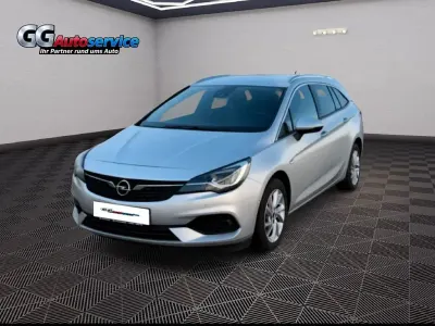 Gebraucht Opel Astra 122 PS (89 kW) 2021 Silber Kombi