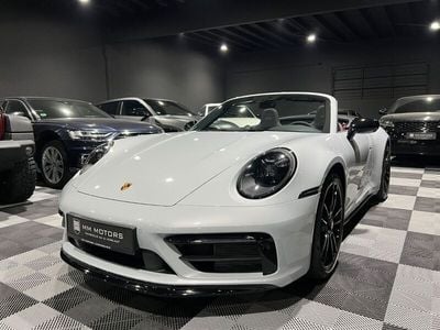 Porsche 911 Carrera 4 GTS