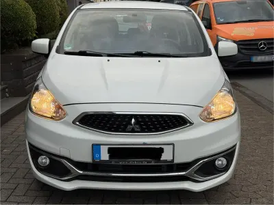 Gebraucht Mitsubishi Space Star 75 PS (55 kW) 2018 Weiß Kleinwagen