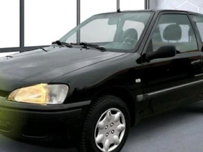 Schwarz Gebraucht 2000 Peugeot 106 Kleinwagen | 1.150 €
